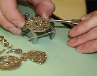 POSTAL REPAIR SERVICE: Ross Watch Repair